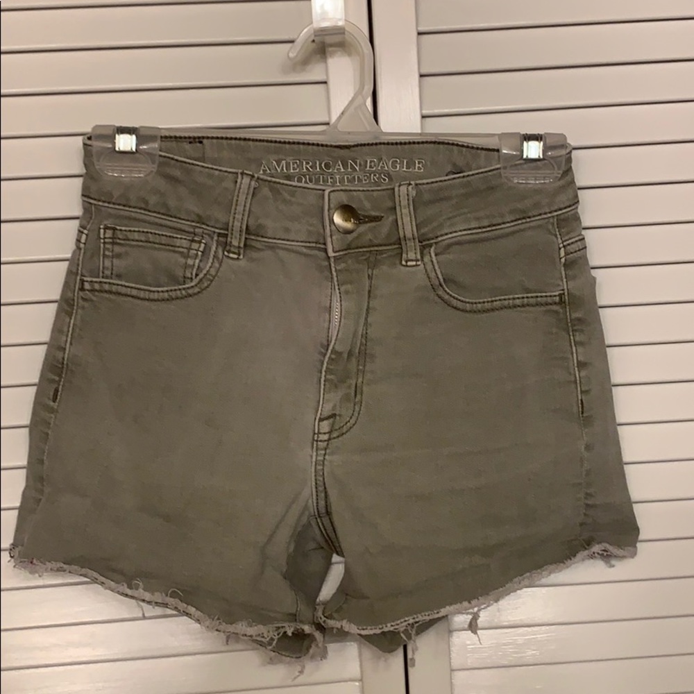 American Eagle Outfitters stretch shorts